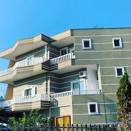 Deluxe Pollo Apartment *