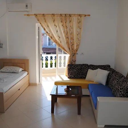 Deluxe Pollo Apartment Ksamil
