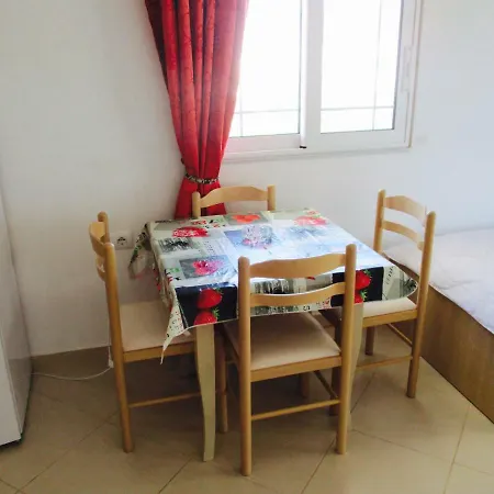 Apartment Deluxe Pollo Ksamil